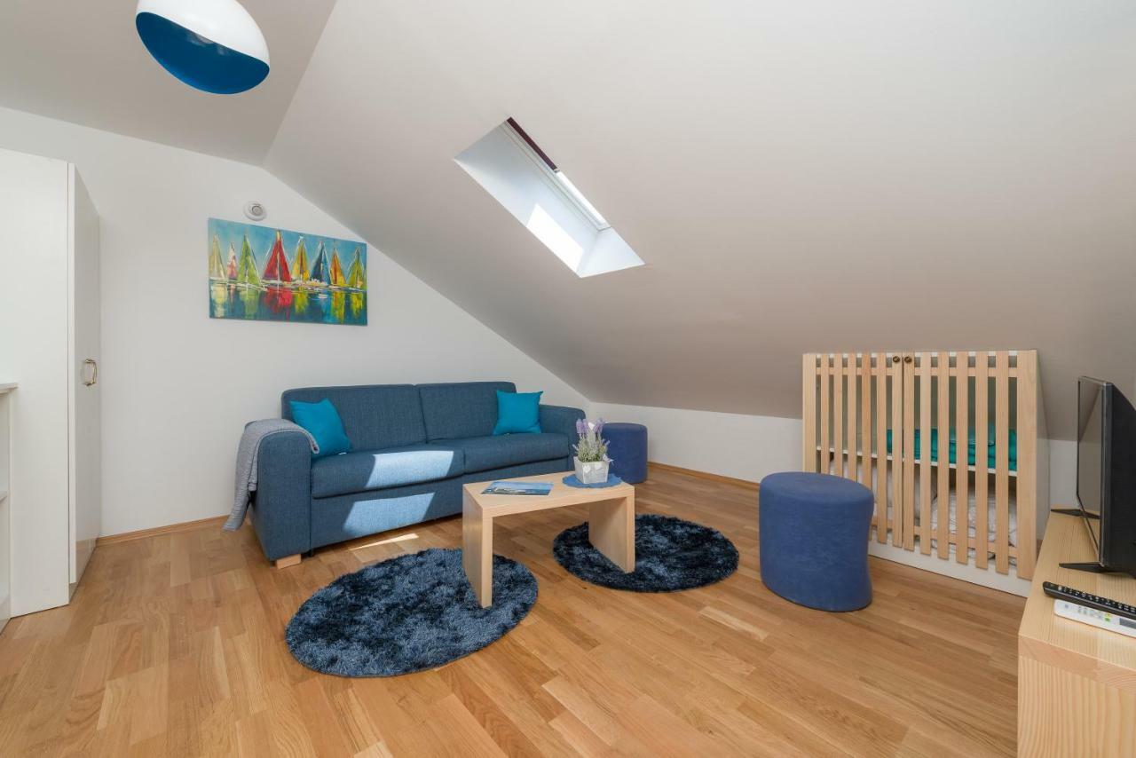 Apartments Kapo Kaštela Eksteriør billede