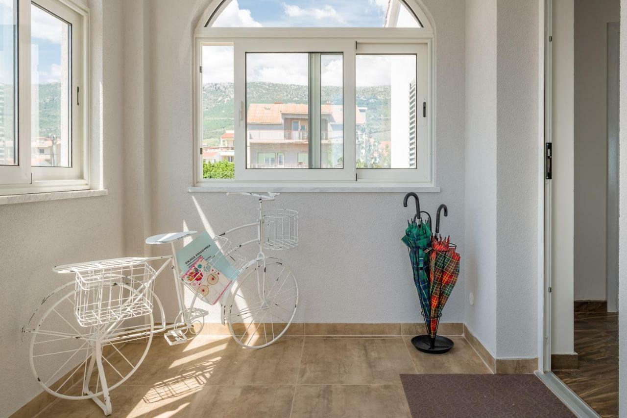 Apartments Kapo Kaštela Eksteriør billede