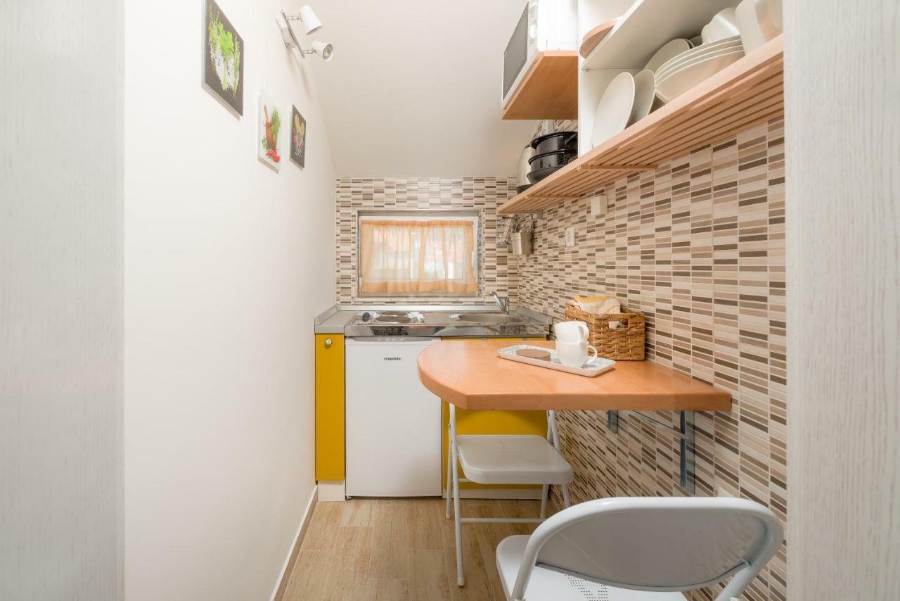Apartments Kapo Kaštela Eksteriør billede