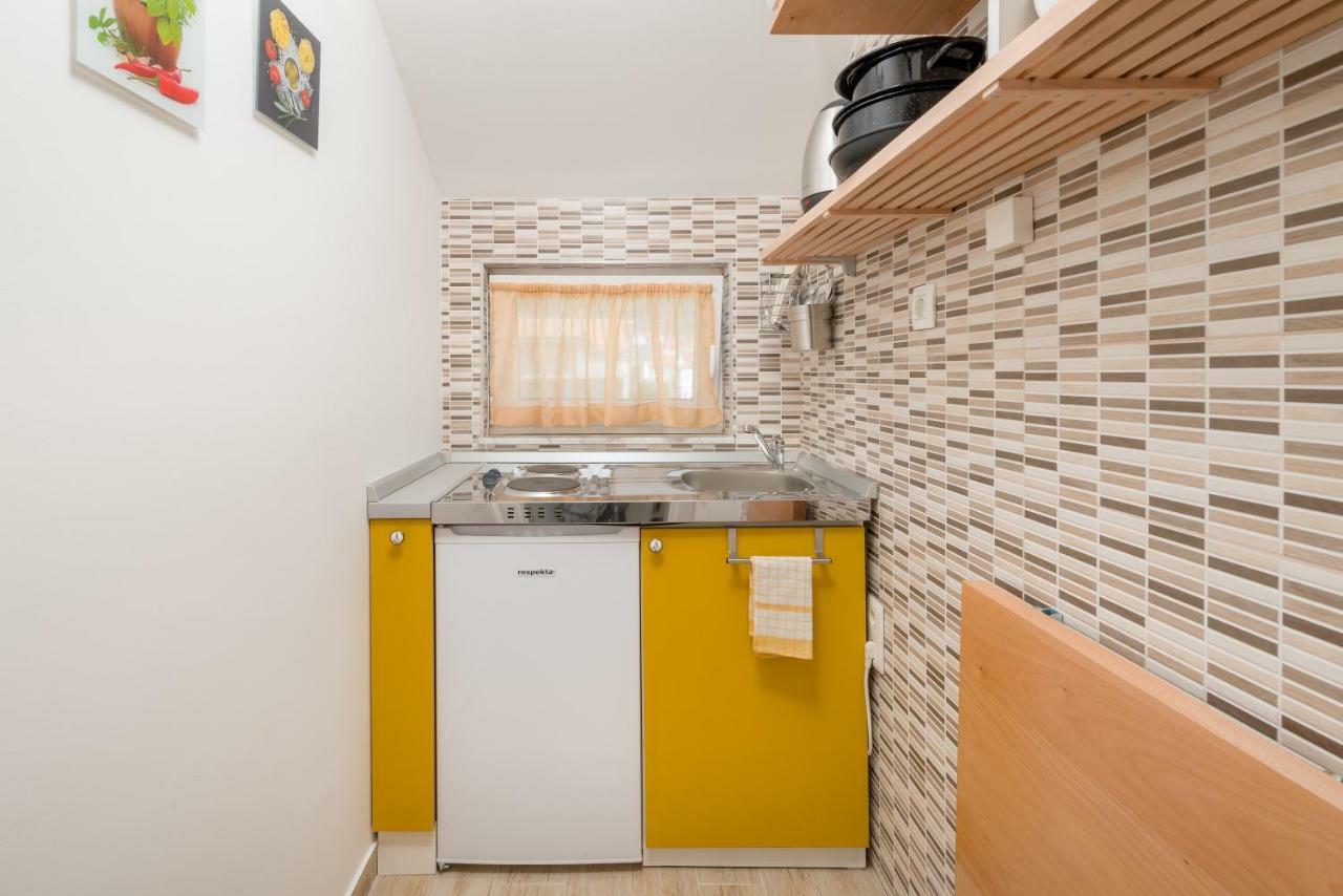 Apartments Kapo Kaštela Eksteriør billede