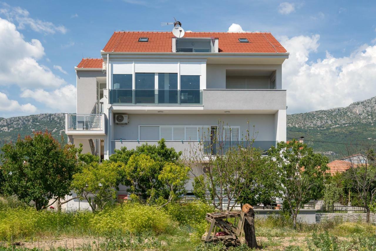 Apartments Kapo Kaštela Eksteriør billede