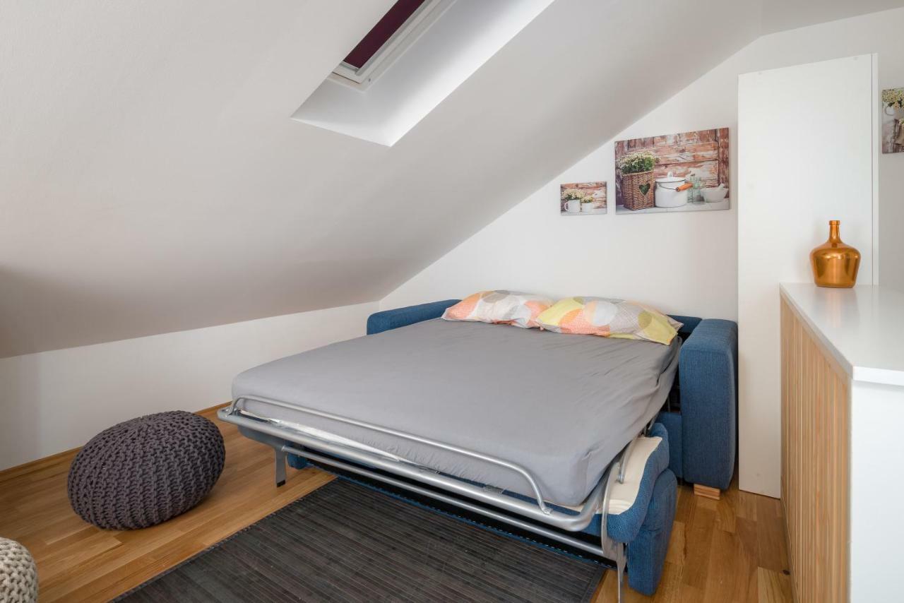 Apartments Kapo Kaštela Eksteriør billede