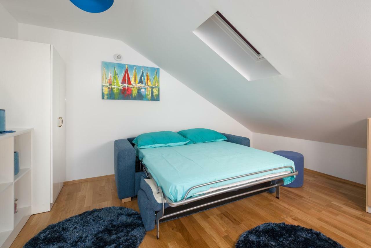 Apartments Kapo Kaštela Eksteriør billede