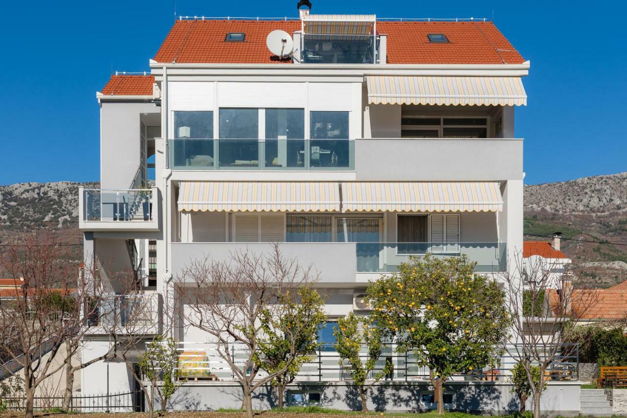 Apartments Kapo Kaštela Eksteriør billede