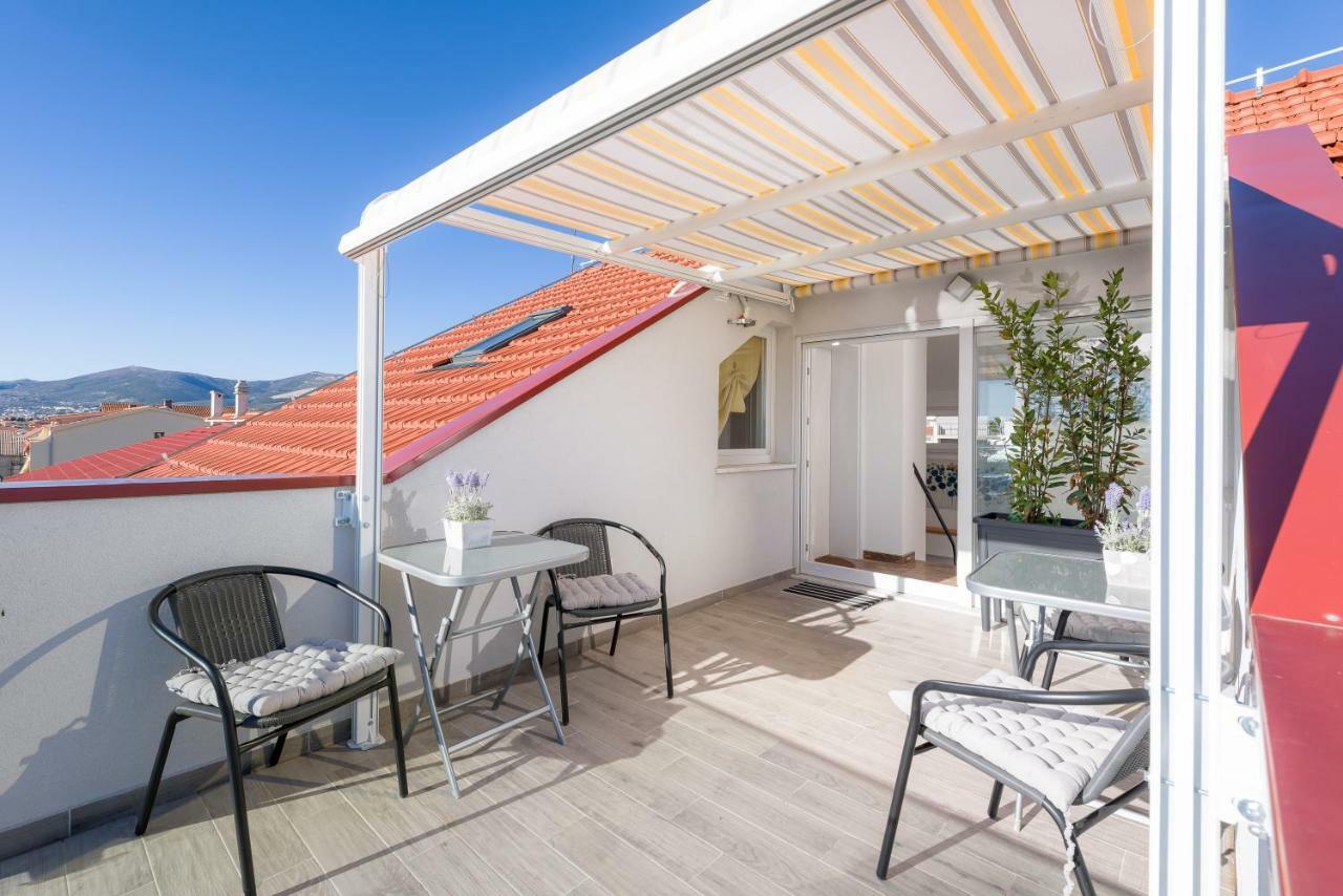 Apartments Kapo Kaštela Eksteriør billede